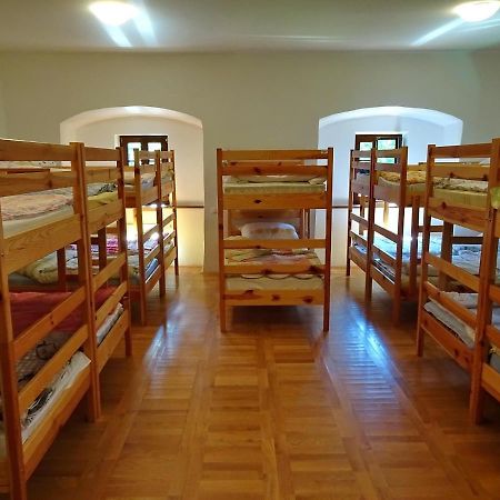 Dom Pristava Hotel Jesenice Bagian luar foto